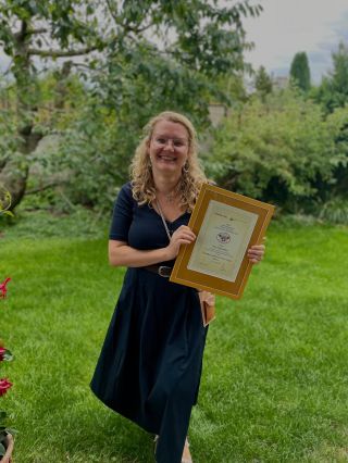 🌼 Náš květ topinamburu získal ocenění Potravina z kraje Přemysla Oráče! 🌱 Slavnostní předání proběhlo dnes na Zahradě...