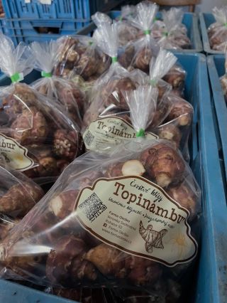 🌿 Začala sezóna čerstvých topinamburů! 🌿 Na našem e-shopu už najdete čerstvé hlízy – bílé i červené 🤍❤️ Topinambury můžete...